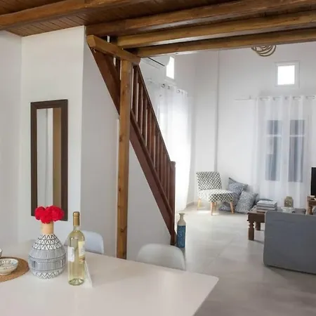 Elegant 2 Bd House With Shared Pool Tatil Evi