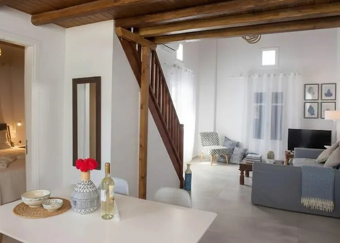 Elegant 2 Bd House With Shared Pool Tatil Evi