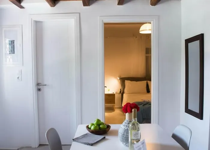 Elegant 2 Bd House With Shared Pool Tatil Evi Ornos (Mykonos)